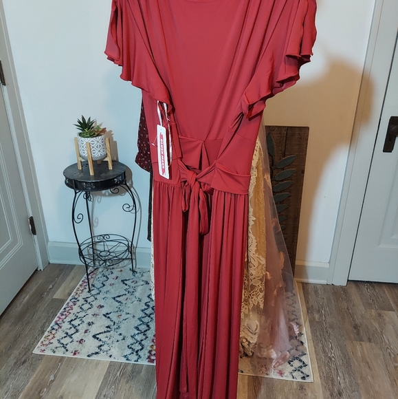 Blush Mark Burgundy Maxi Dress - Picture 2 of 7